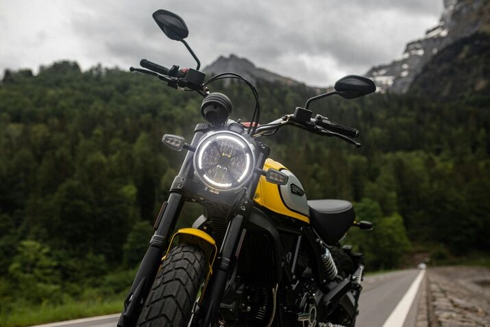 Motorbike Image